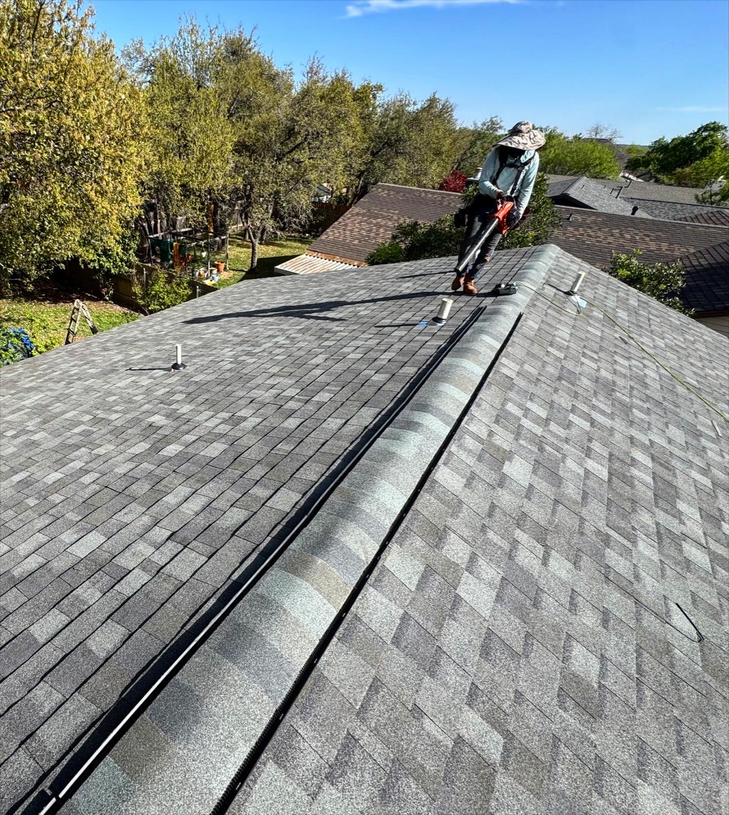 Serolf roofing crew on Austin home