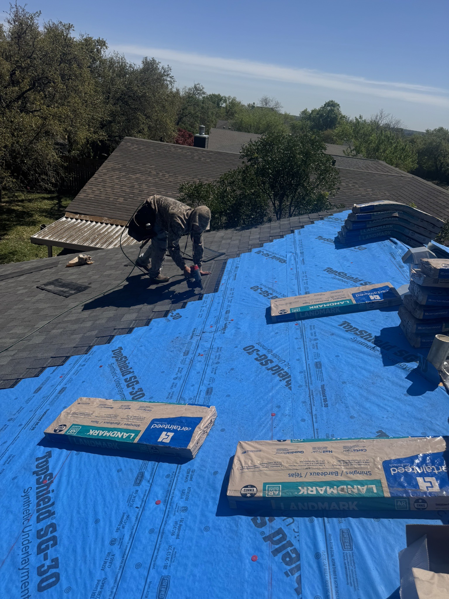 Full roof installation Austin